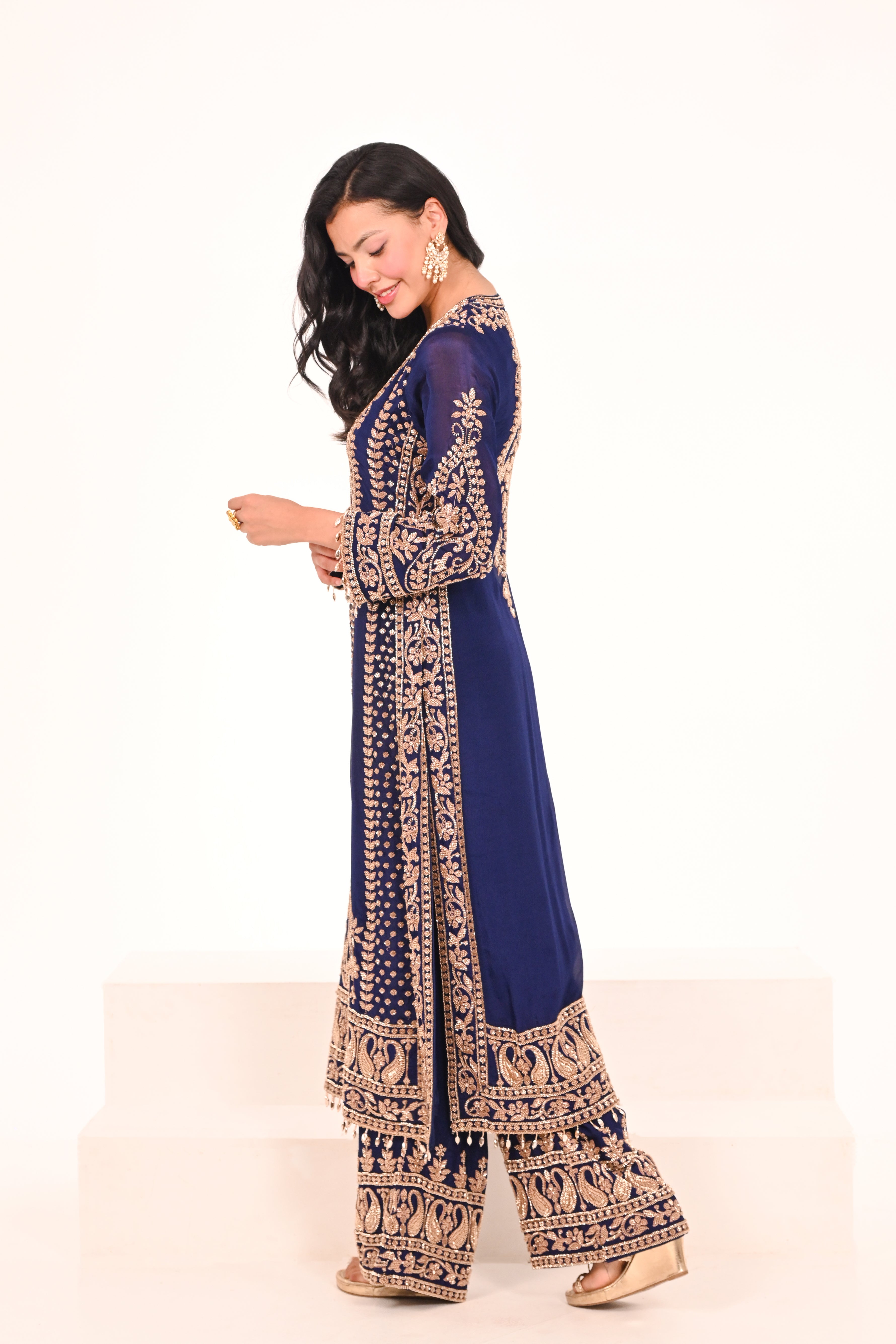 Neeli Raat Chinon Suit