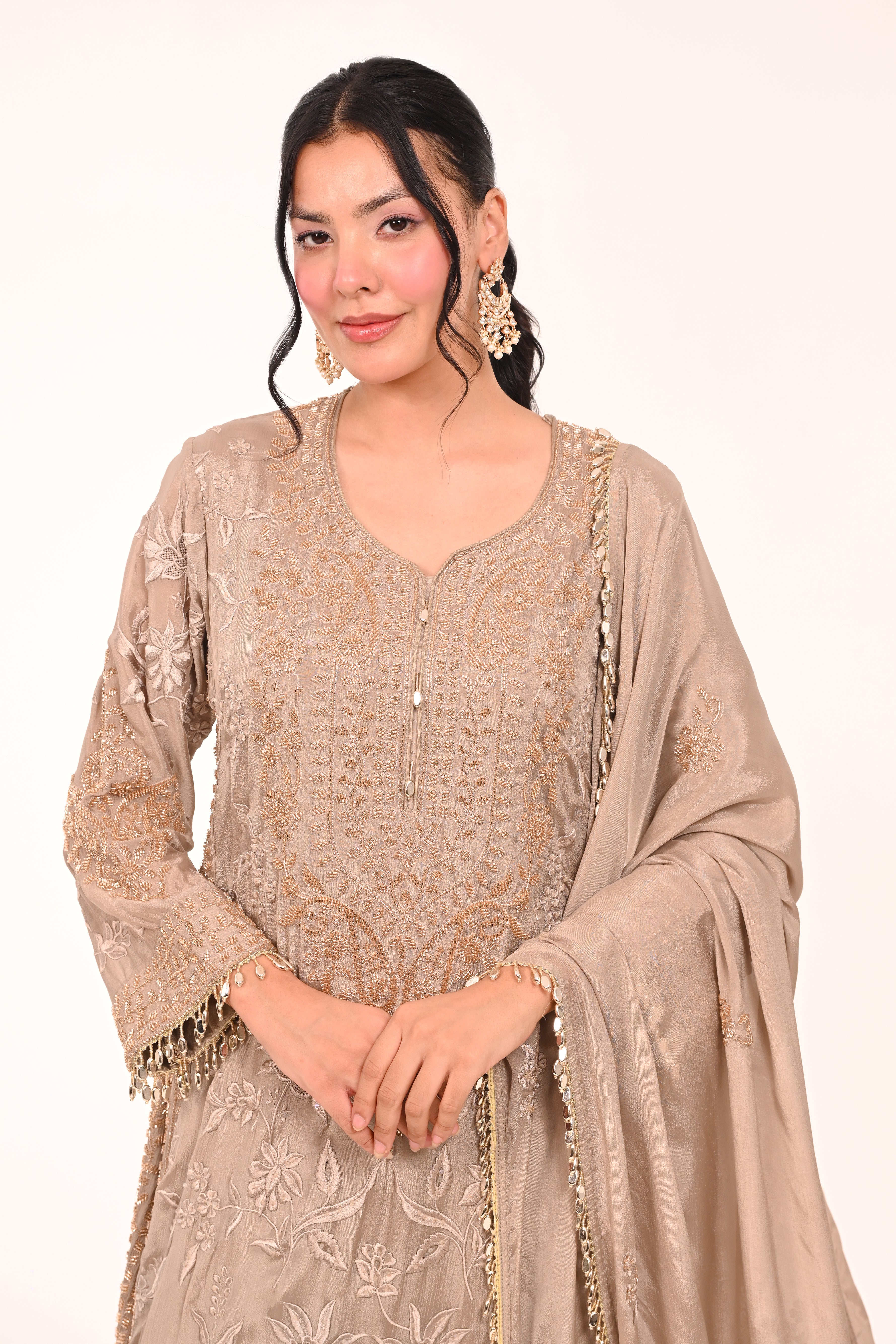 Sahar Naaz Suit