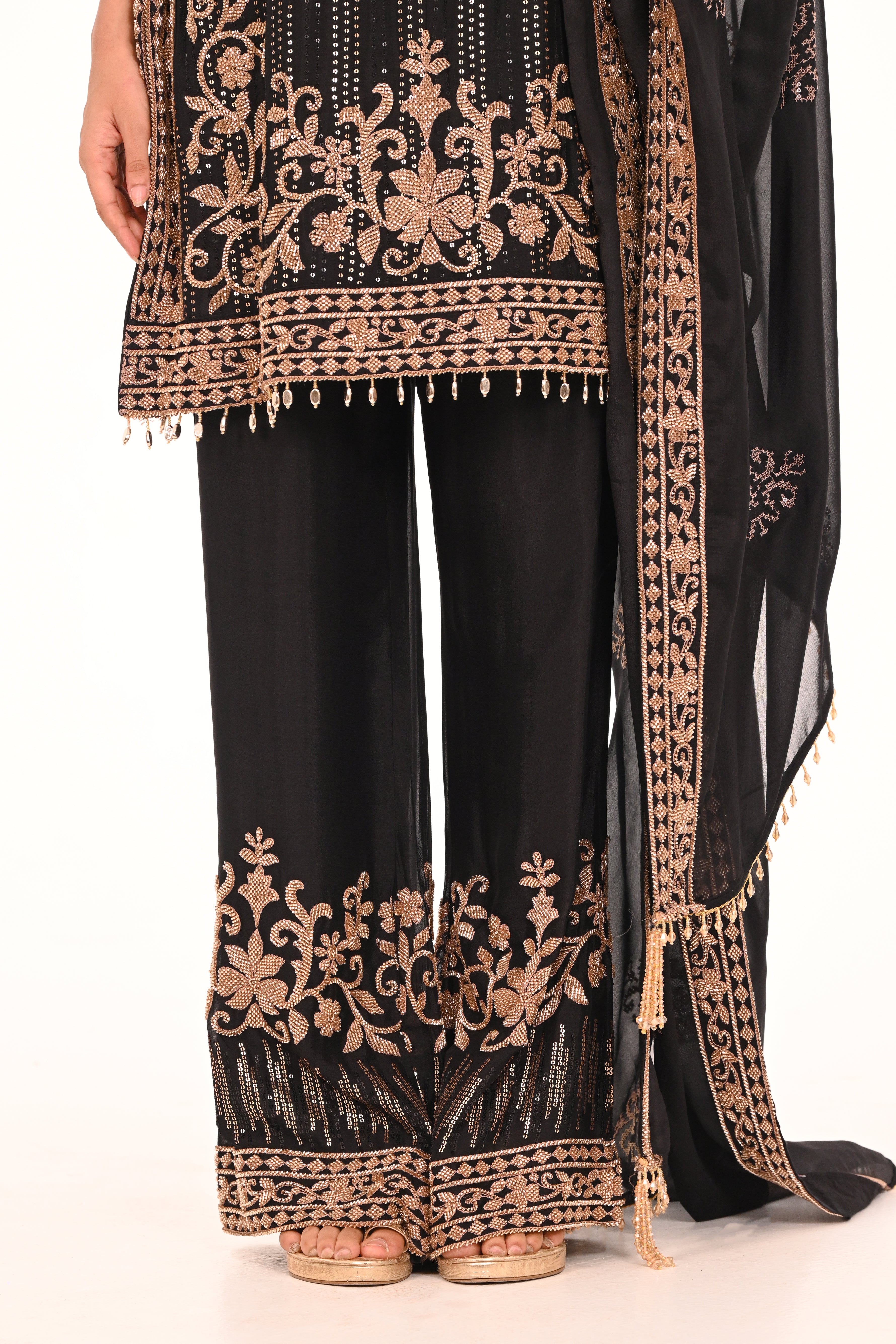 Siyah Sitara Suit
