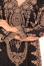 Kaali Nazakat Suit