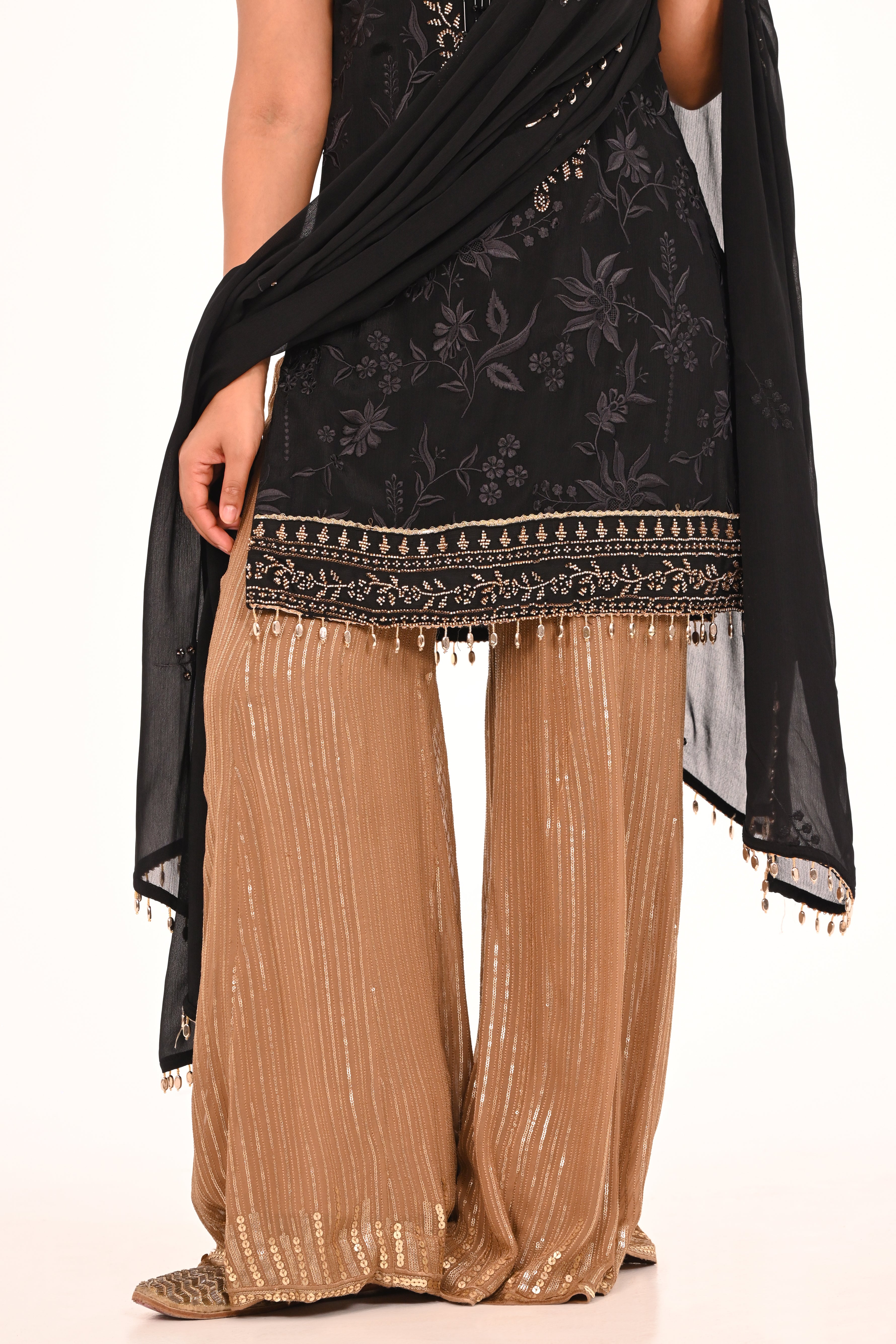 Siyah Sona Suit