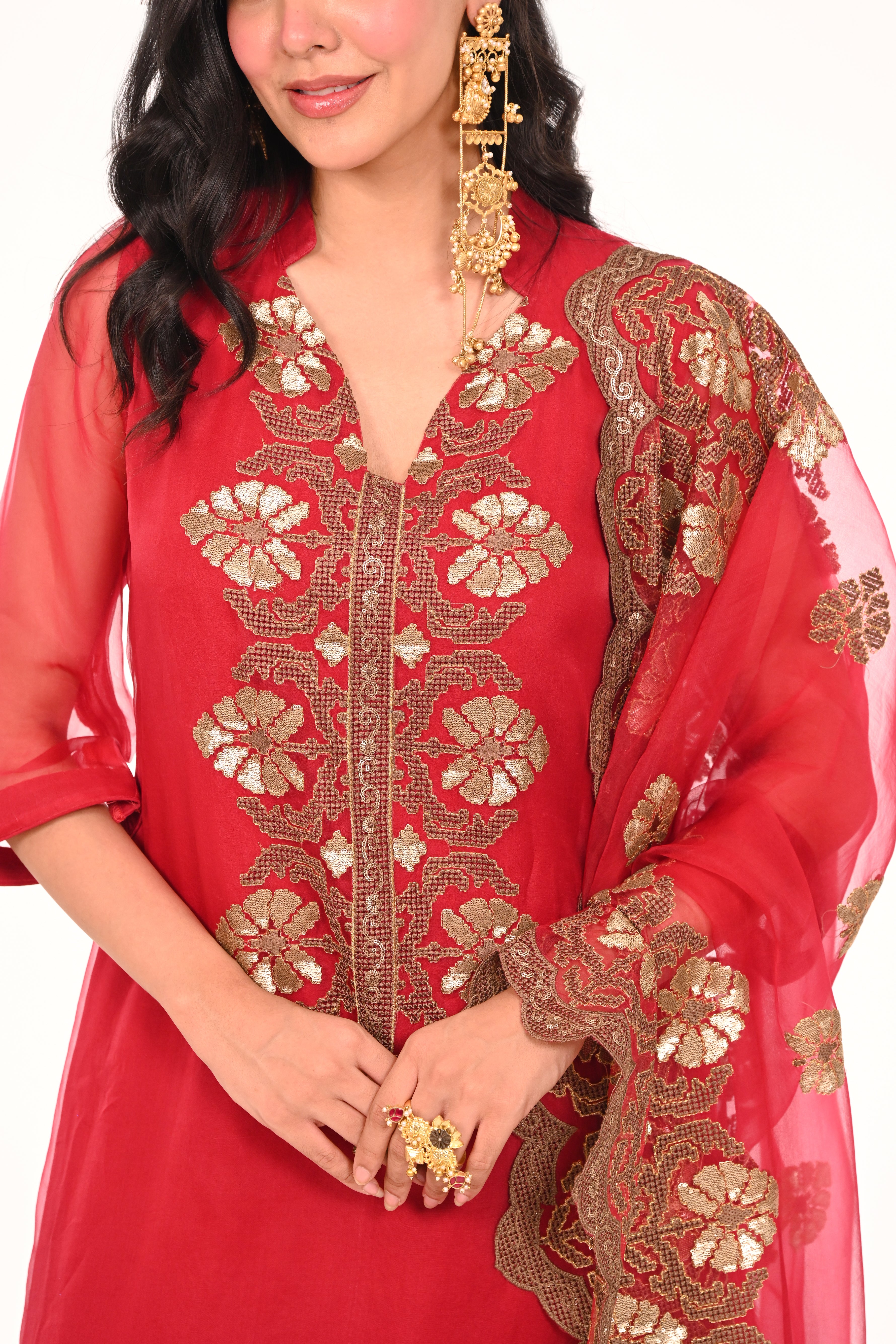 Gul Banno Suit