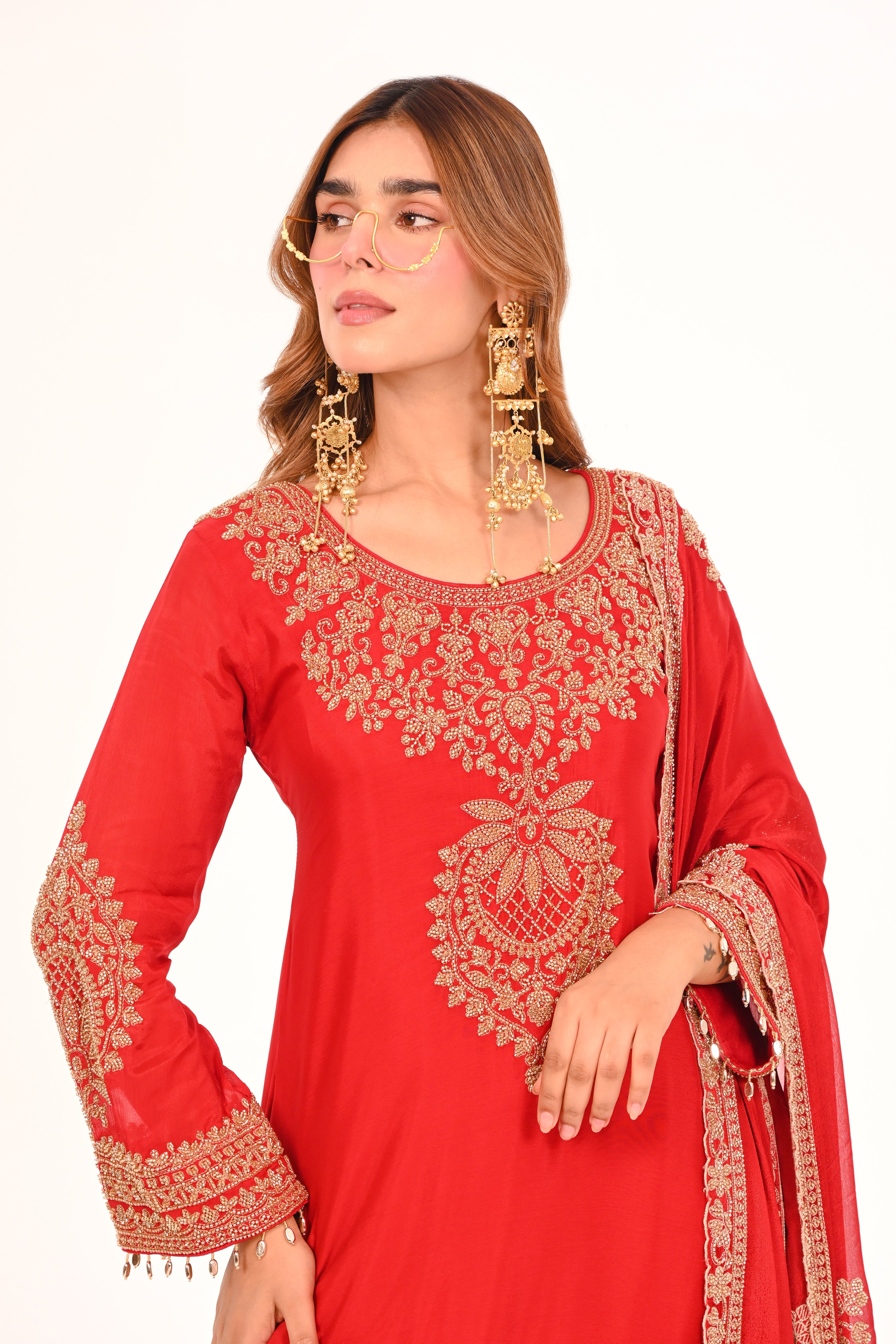 Laal Banno Suit