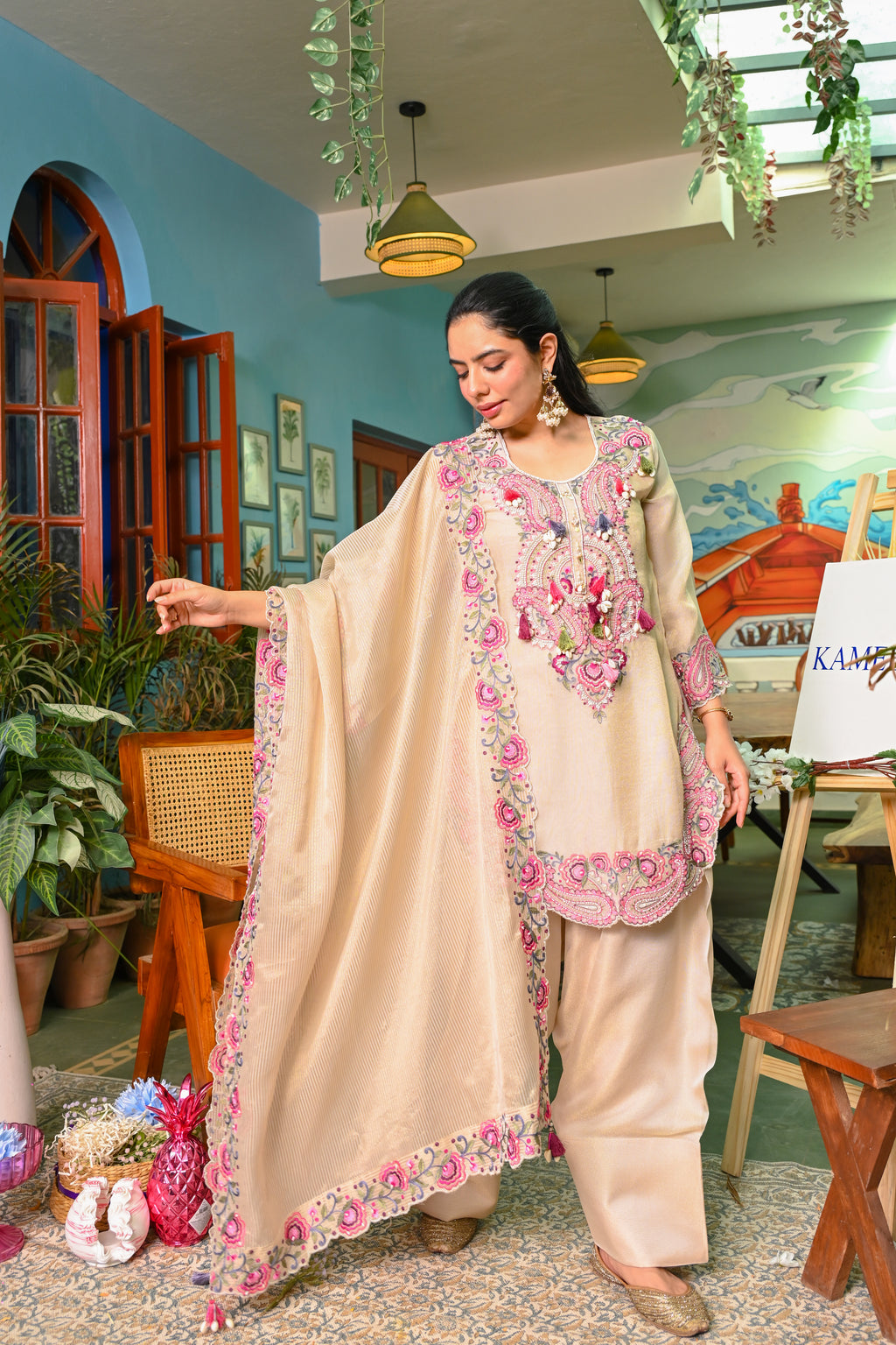 Blooming Tissue Suit