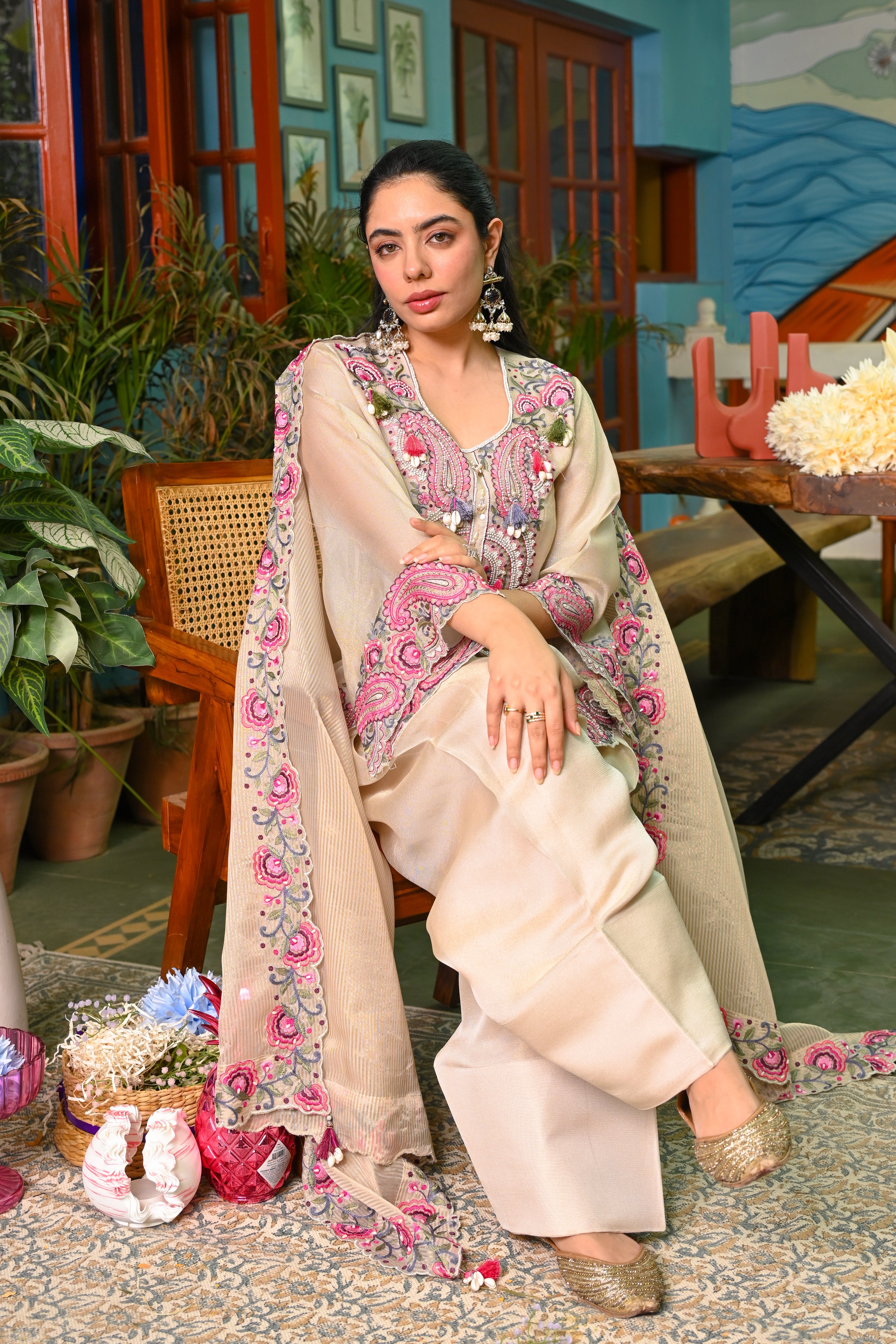 Blooming Tissue Suit