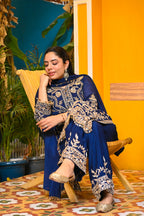 Neel-Zardozi Chinon Set/ Neel-Zardozi