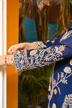 Neel-Zardozi Chinon Set/ Neel-Zardozi