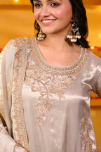 Ivory Noor Tissue Set/ Chandni Mehfil