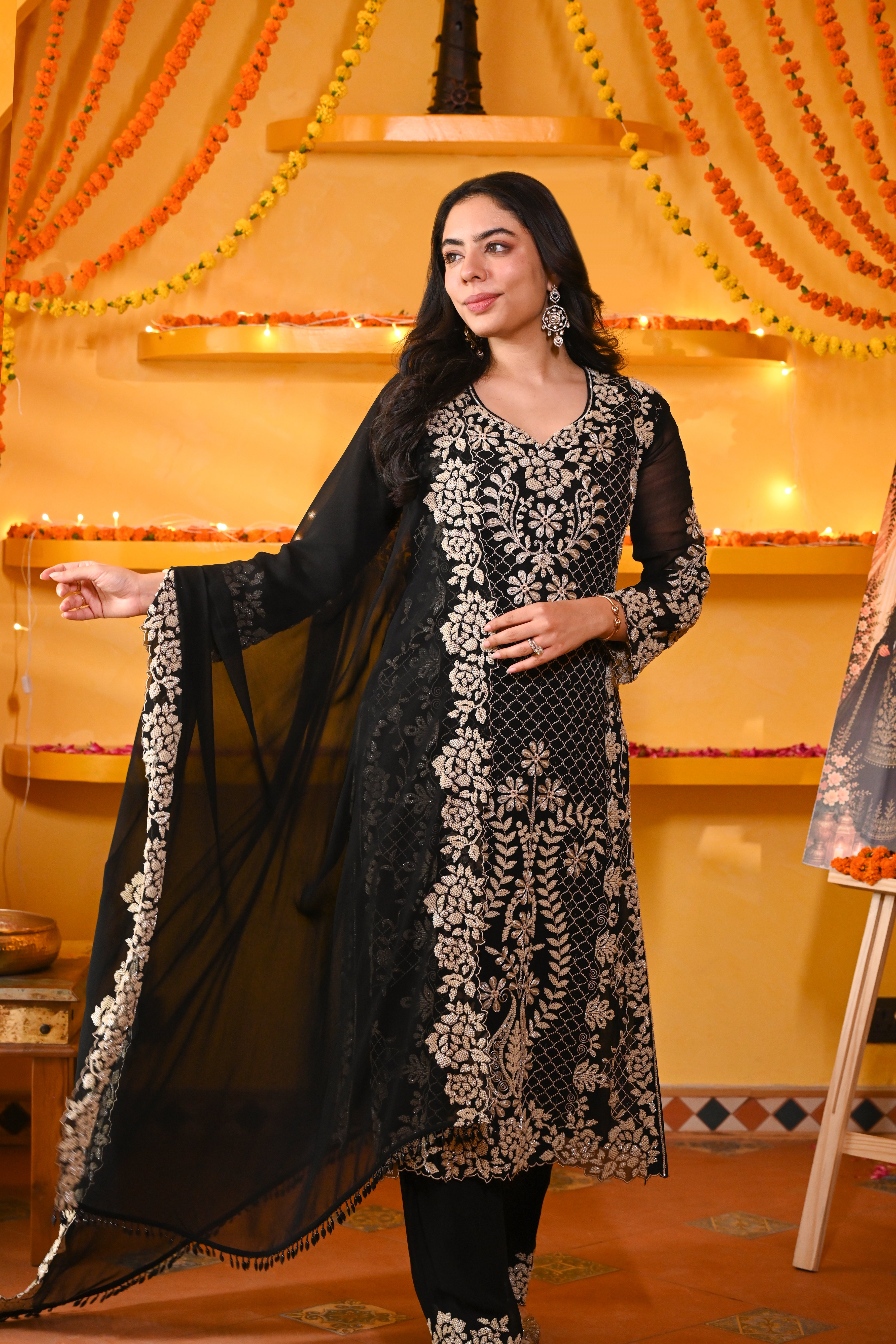 Zari-Mehfil Chinon Set/ Zari-Mehfil